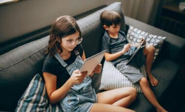 Why Banning Screen Time Isn’t The Answer — And How Binge-watching Can Help Kids