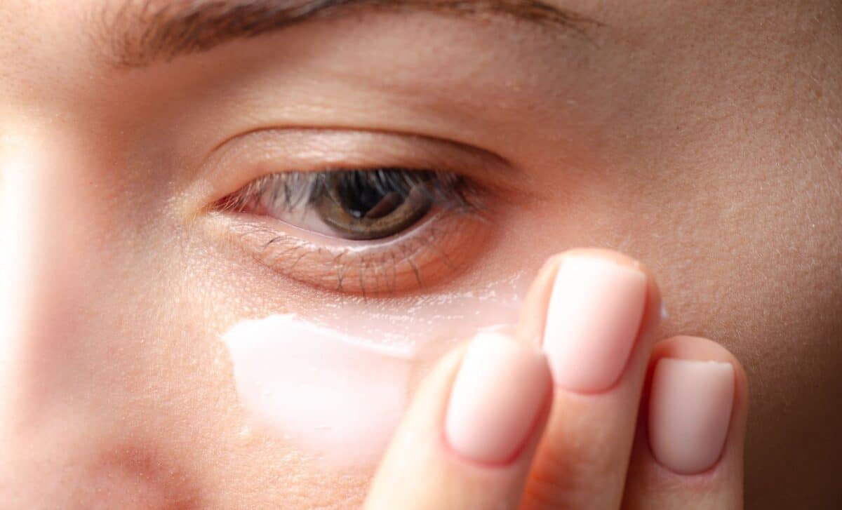 Tested (And Approved) By Dermatologists: This Collagen Eye Cream is A Real Hit