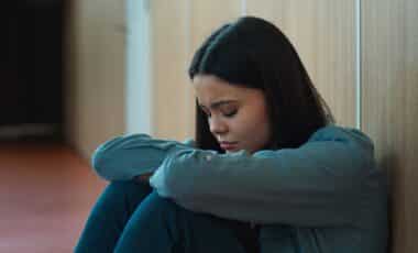 They Felt Unloved As Children… And Now Display These 15 Disturbing Behaviors As Adults