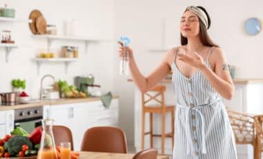 Ditch Store Air Freshener Sprays: The Genius DIY Trick That Makes Your Home Smell Amazing Naturally