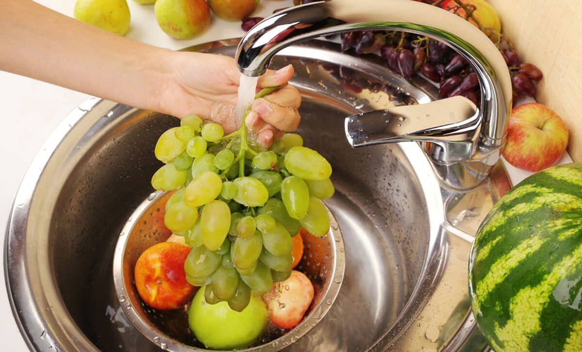 Experts Say Most People Eat Grapes Covered in Pesticides, Try This Instead