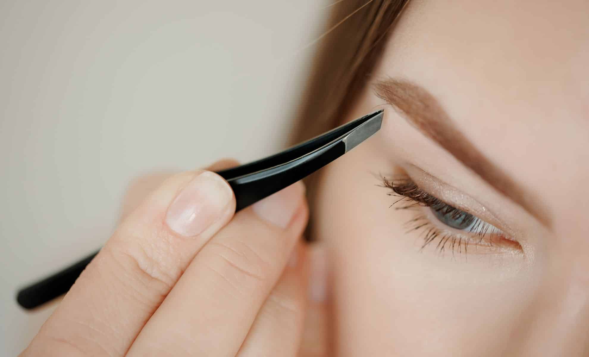 Overplucked Your Brows? This $3 Oil Might Bring Them Back to Life...Naturally