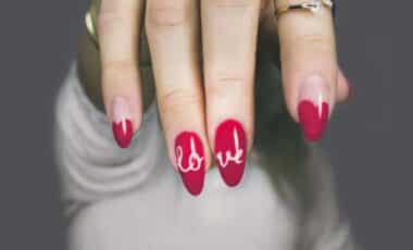 Hereโs the One Manicure Trend You Canโt Miss This Valentineโs Day 2026!