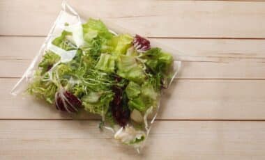 The $1 Kitchen Item That Keeps Your Bagged Salad Fresh For 2 Weeks (You Already Own It)