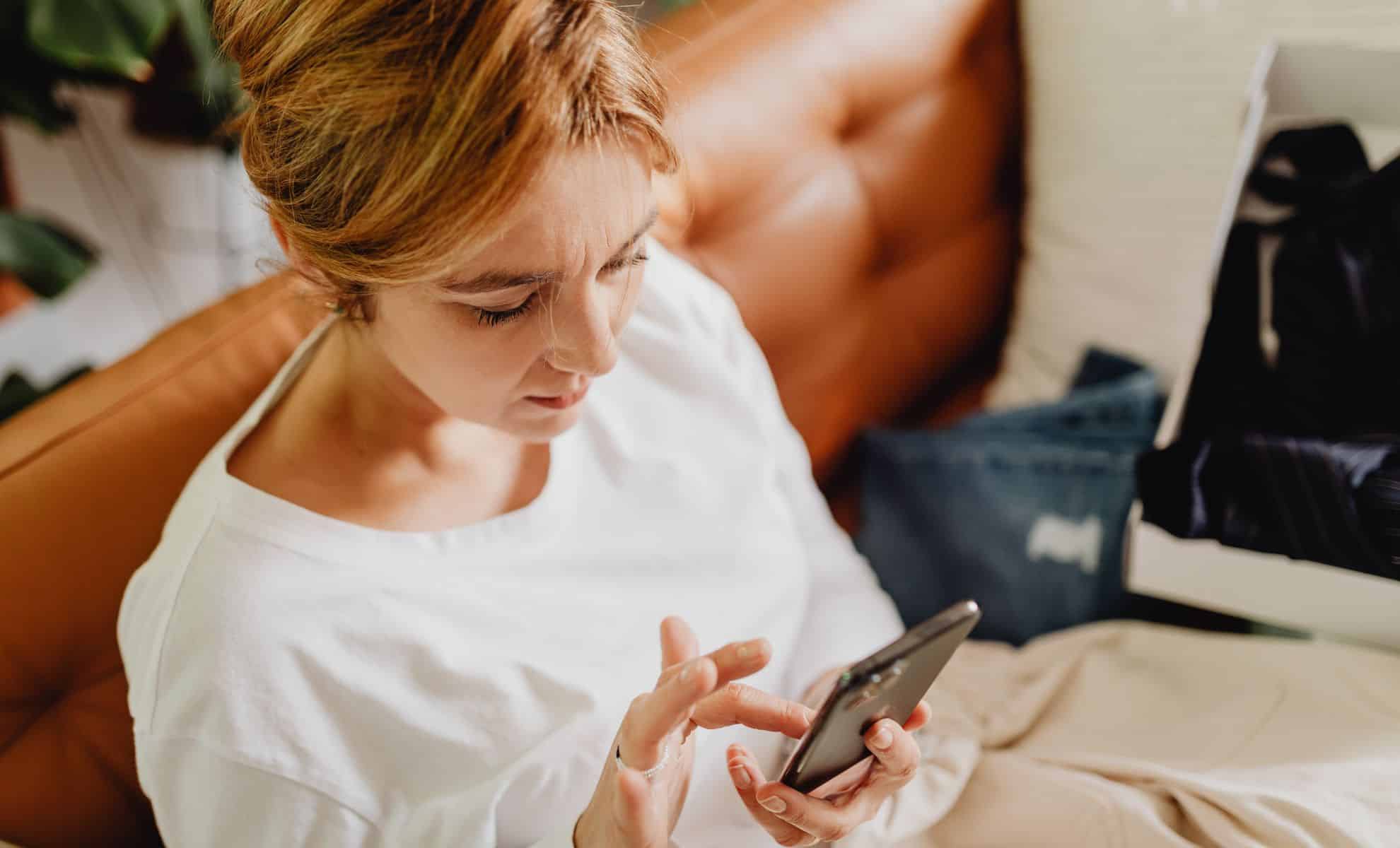 90% of People Use Social Media Like This… And No One Is Paying Attention to What It Really Means