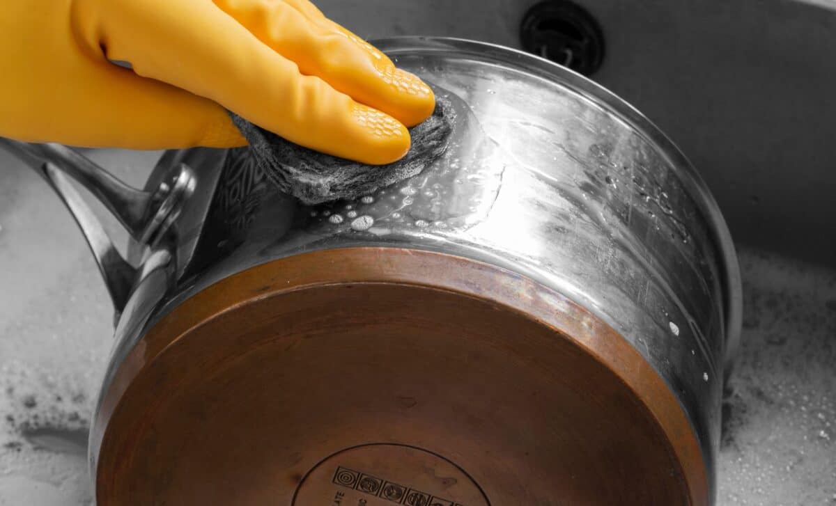 Clean Your Metal Utensils Like a Pro Without Breaking the Bank with This Affordable Tool