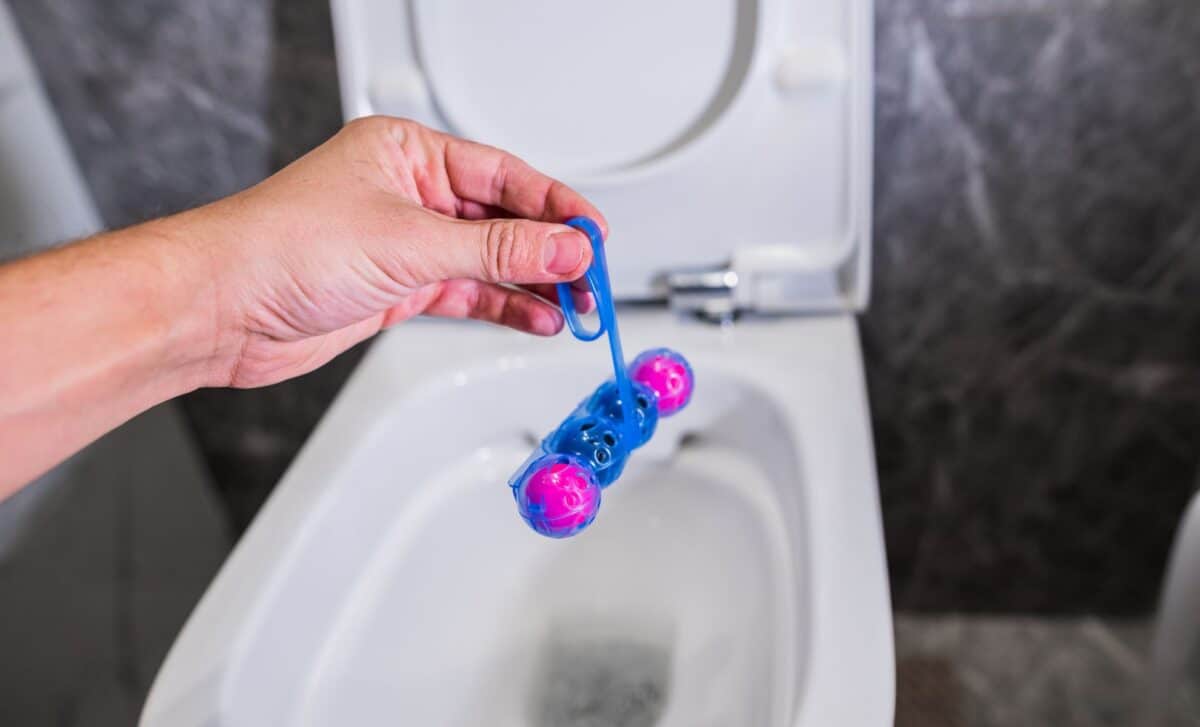 This Bathroom Trick Costs Less Than a Dollar and Keeps Your Toilet Clean for a Month