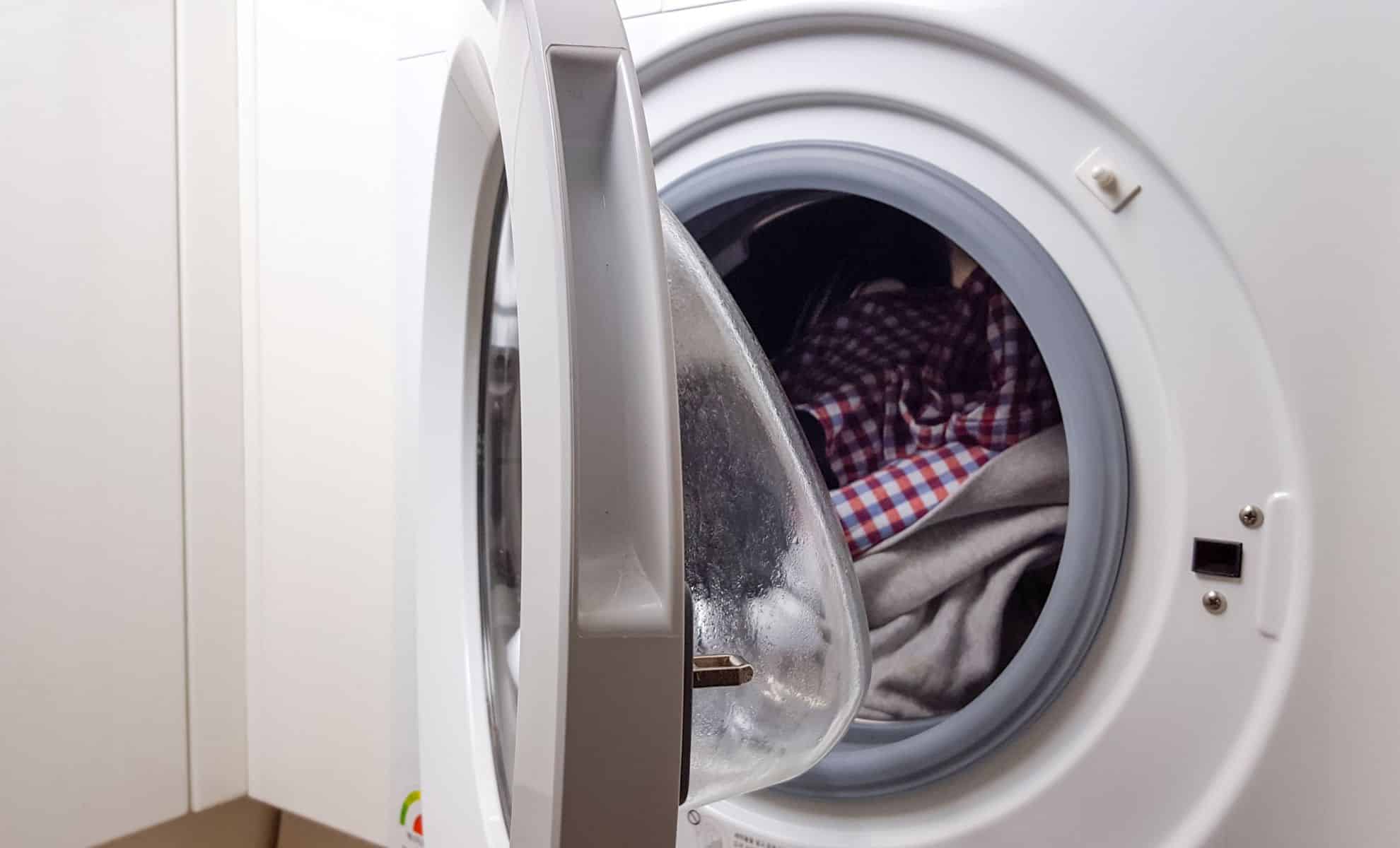 You Might Be Making a Big Laundry Mistake Without Realizing It. Here’s Why Experts Say Your Washer Door Should Stay Open
