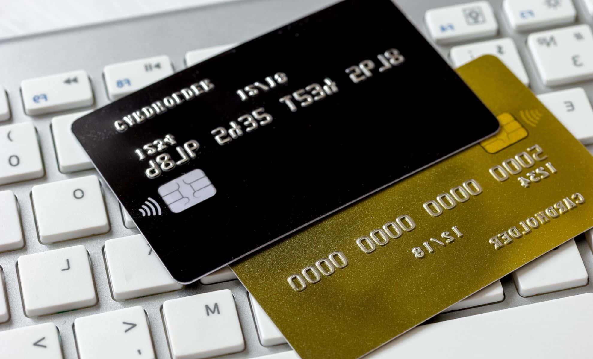A Viral Trick Claims to Protect Your Card From Hackers Using Just Foil… Here's What You Need to Know Before Your Next Payment