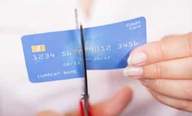Give New Life to Your Old Bank Cards, Here’s How to Use Them at Home