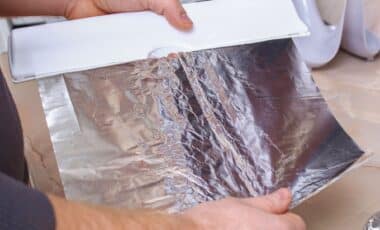 Putting Aluminum Foil In Kitchen Drawers What It’s For And When To Do It