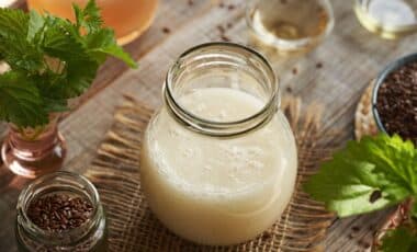 This Homemade Shampoo for Sensitive Scalps Is Slowly Replacing Expensive Pharmacy Products