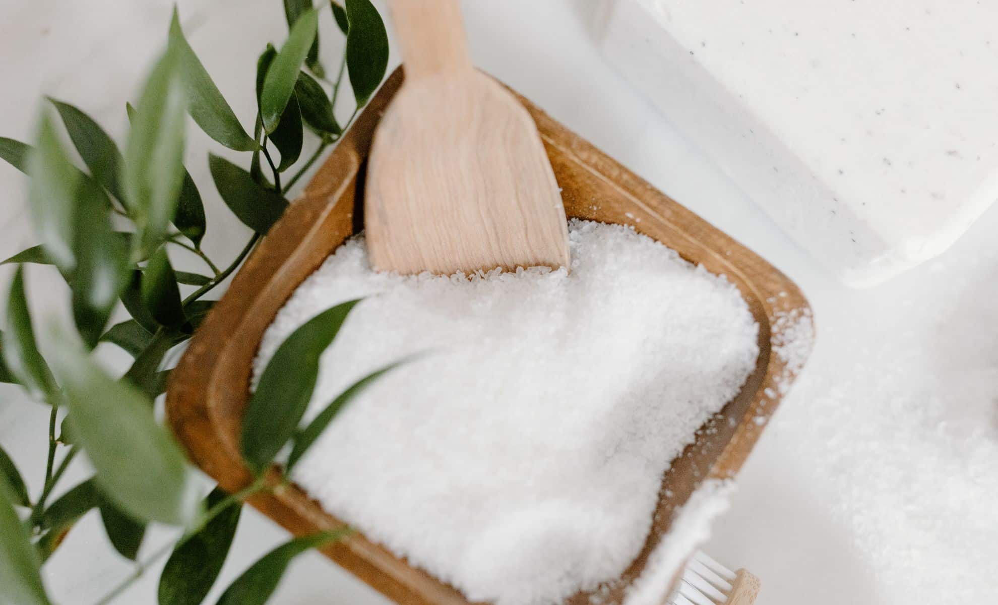 4 Smart Ways to Use Epsom Salt Around the House, and 7 Common Mistakes You Should Stop Making
