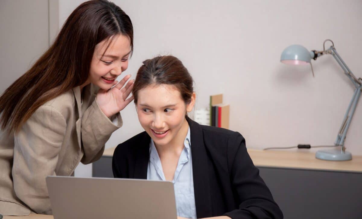 Everyone Says Gossiping About Your Boss Is Bad, Scientists Just Found a Surprising Upside