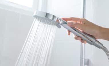 Most People Forget to Clean Their Shower Head, Here’s the Easy Trick That Can Help Remove Billions of Bacteria