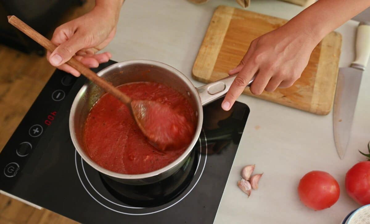Runny Sauce? These Simple Chef-Approved Tricks Will Help You Thicken It Like a Pro Every Single Time