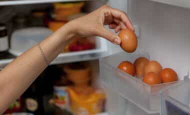 Should Eggs Go in the Fridge During a Heatwave? Experts Finally Set the Record Straight
