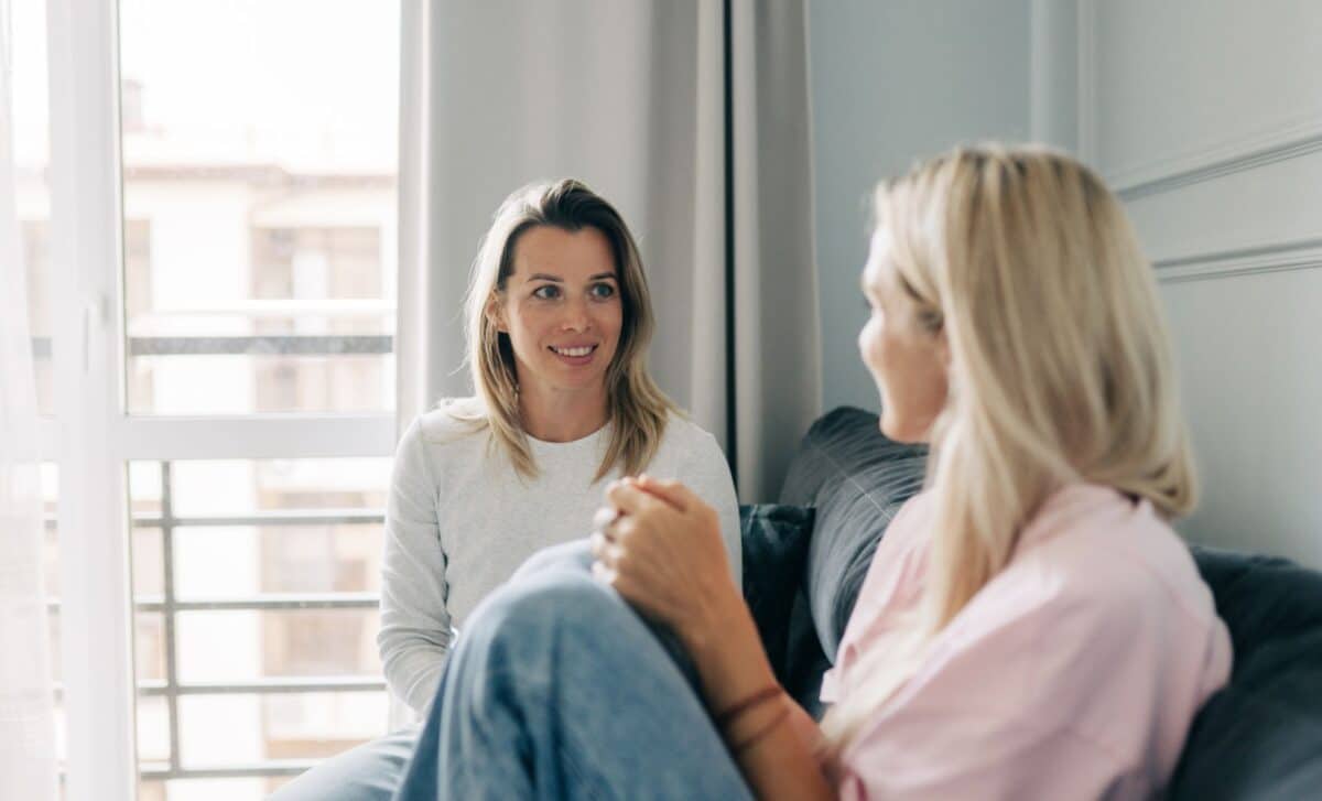 You Might Be Calling Someone a Friend Who Doesn't Truly Support You, Here Are the 3 Signs Experts Want You to Know