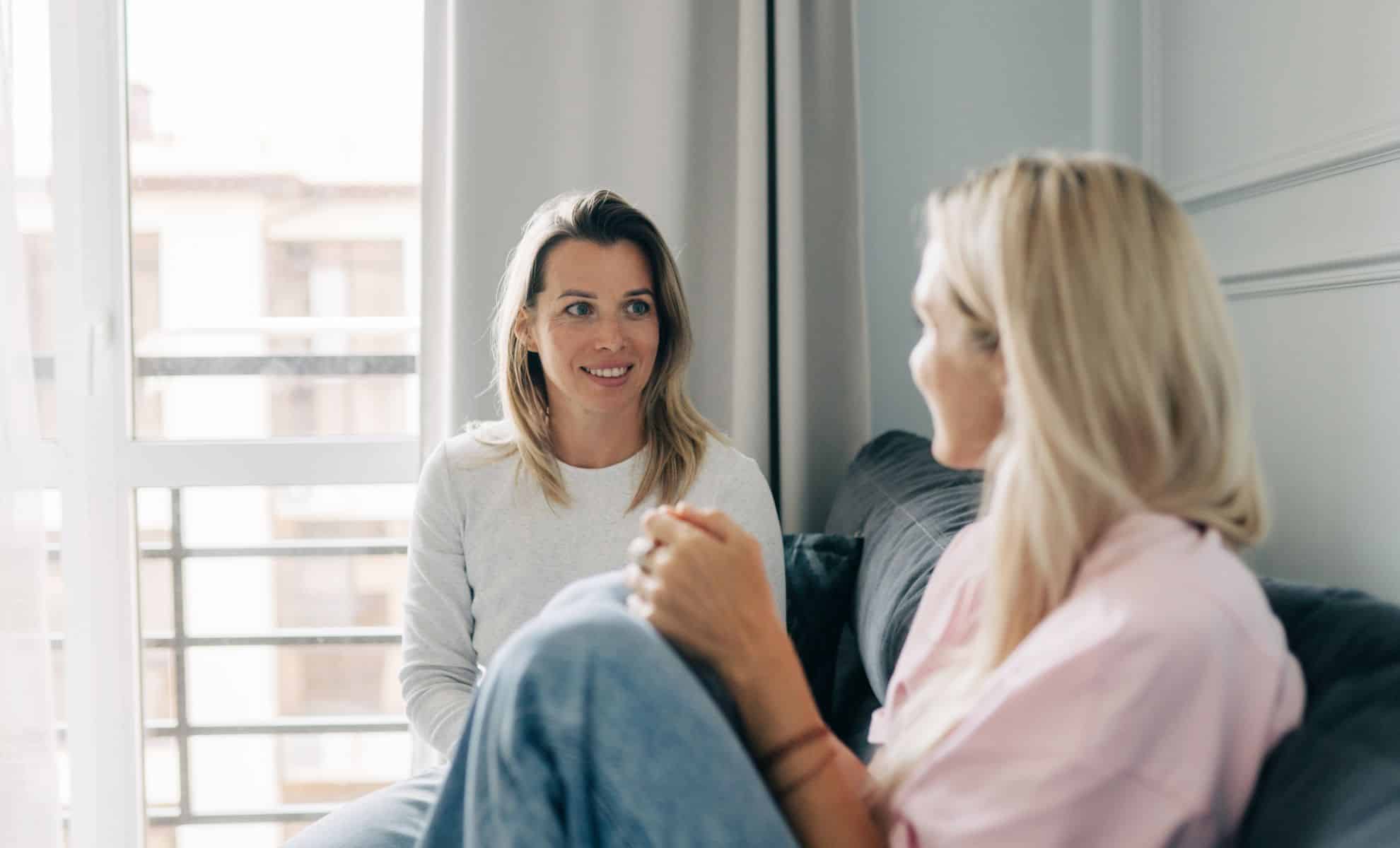 You Might Be Calling Someone a Friend Who Doesn't Truly Support You, Here Are the 3 Signs Experts Want You to Know
