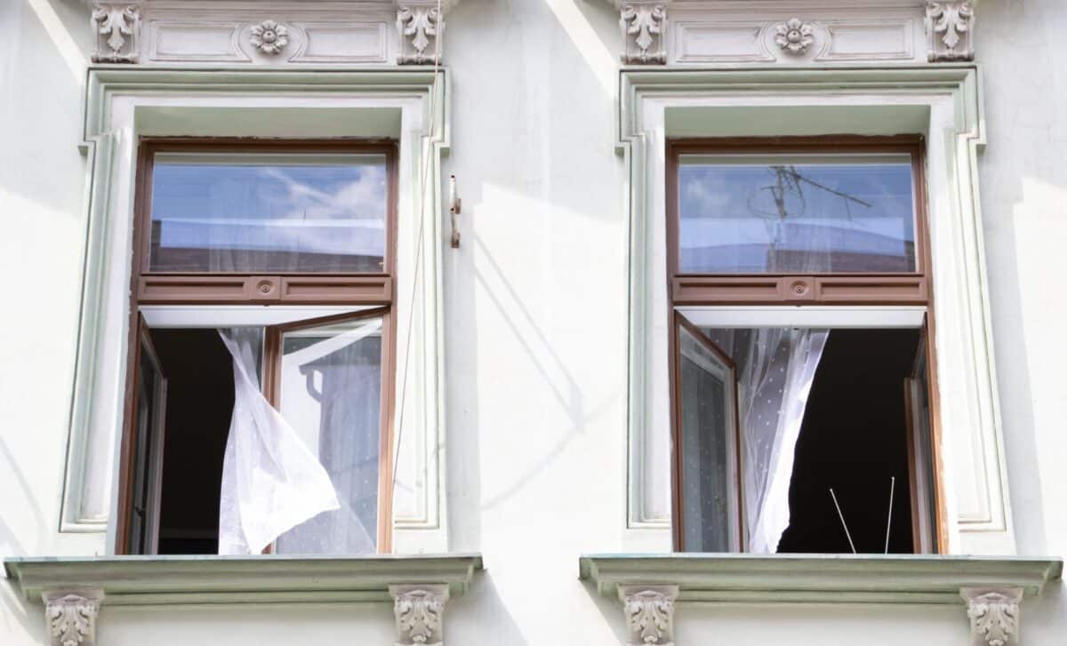 I Opened My Windows Every Night During the Heatwave… Then I Learned I Was Making My House Even Hotter
